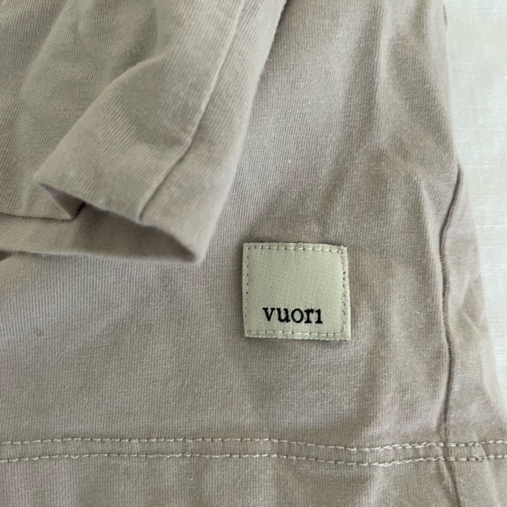 Vuori Long-Sleeve Feather Tee